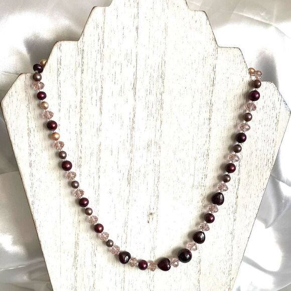 ZI#  Striking Crystal, Quartz, Pearl & Silver Necklace - Picture 1 of 9